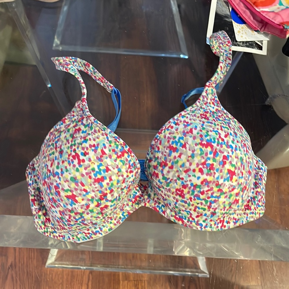 Barely there a push-up wire Brah Colorful 36c